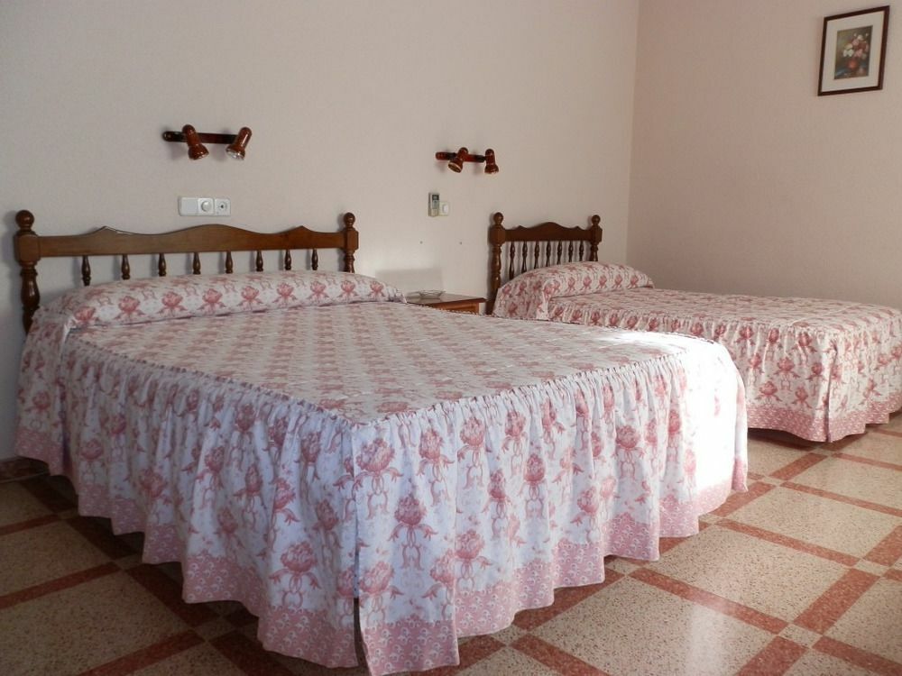 Hostal San Poul Consuegra Buitenkant foto